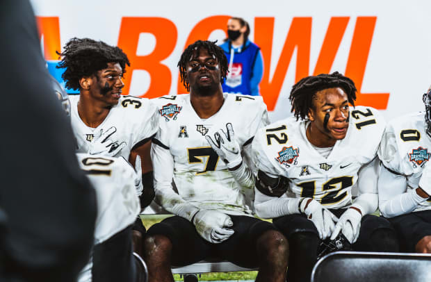 Davonte Brown Brandon Adams Justin Hodges